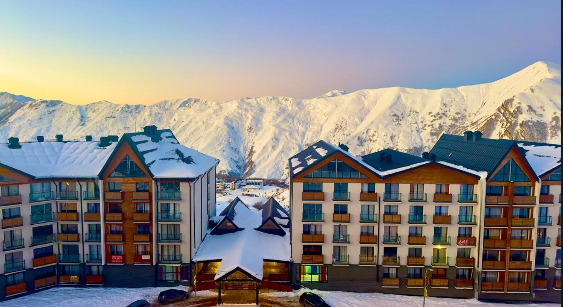 Four Seasons - New Gudauri Aparthotel Exterior photo